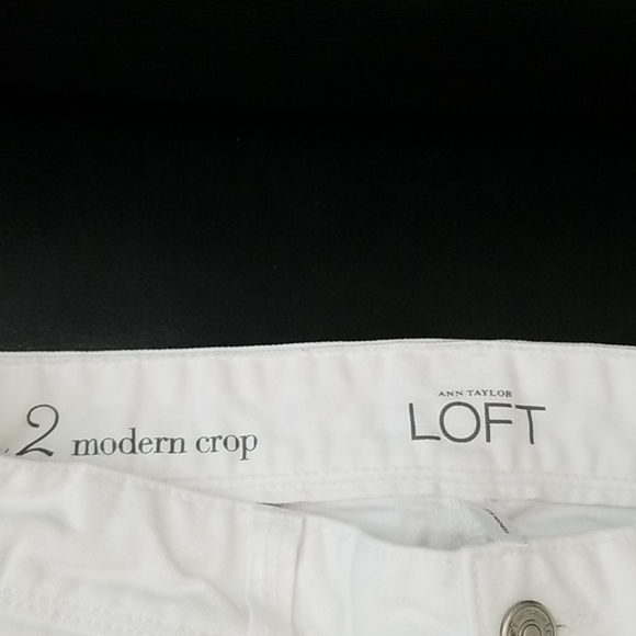 Loft Modern Crop White Denim Jeans, size 2 - Picture 3 of 3
